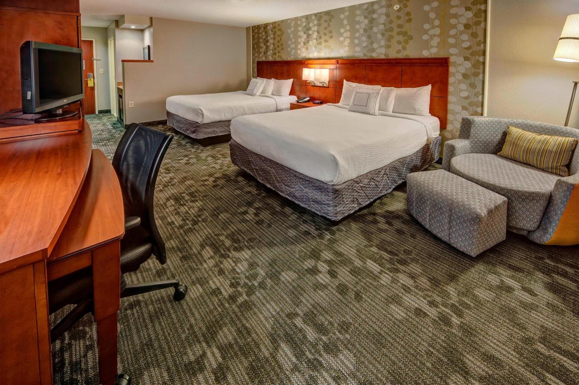 คอร์ตยาร์ด อเล็กซานเดรีย Hotel ภายนอก รูปภาพ