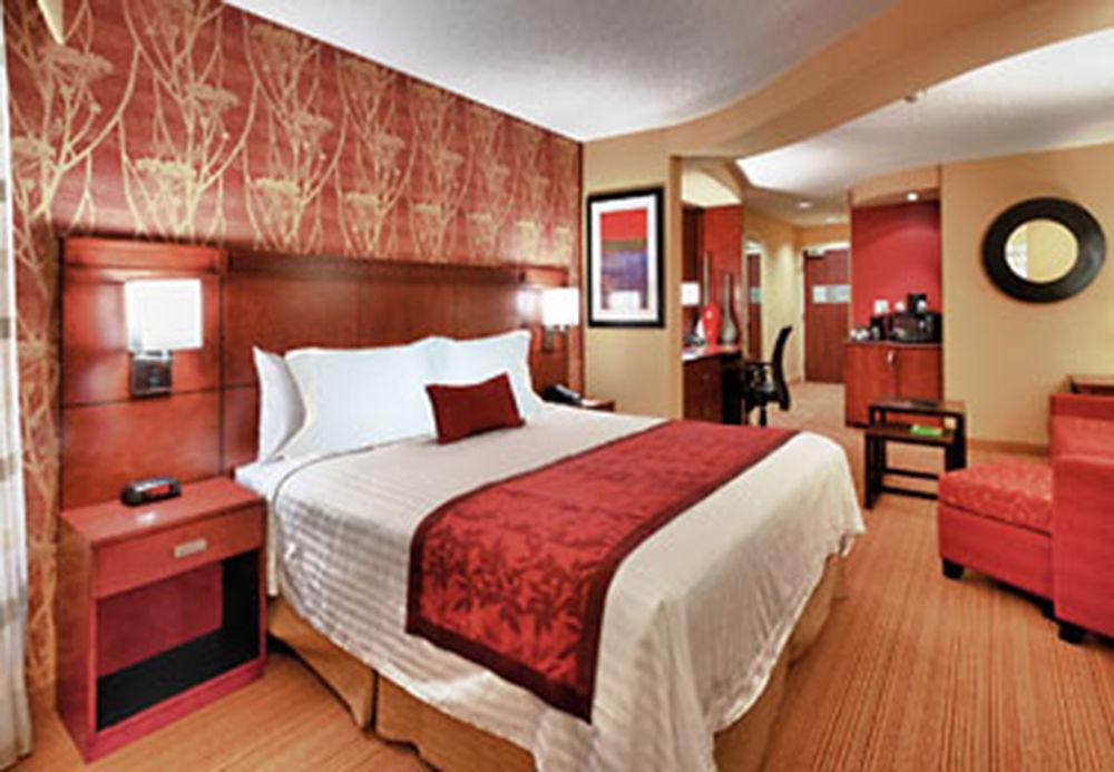 คอร์ตยาร์ด อเล็กซานเดรีย Hotel ห้อง รูปภาพ